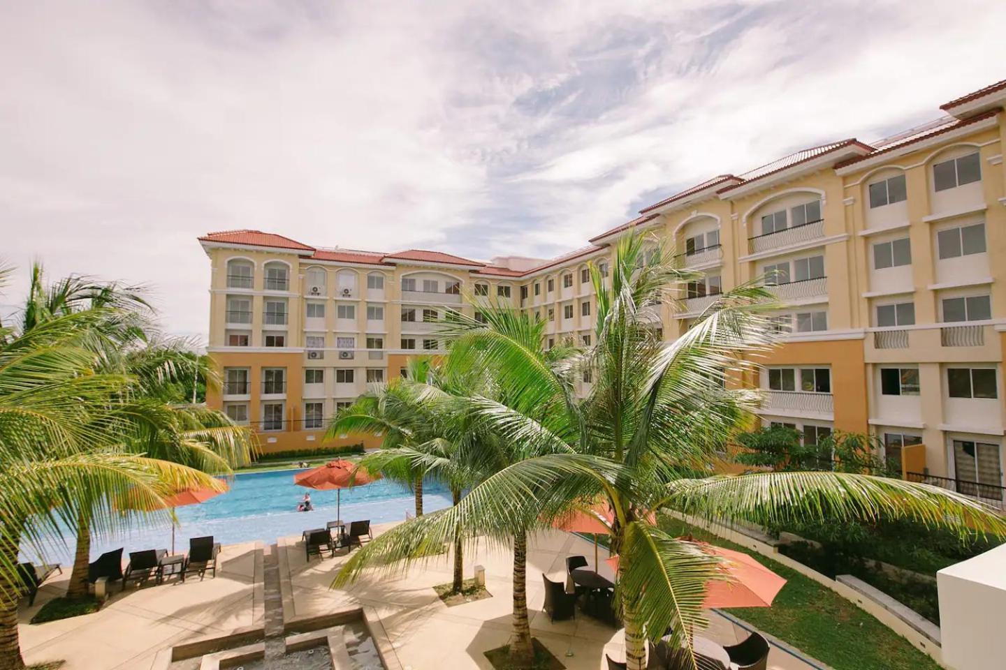 Kara'S Suite Cebu Buitenkant foto