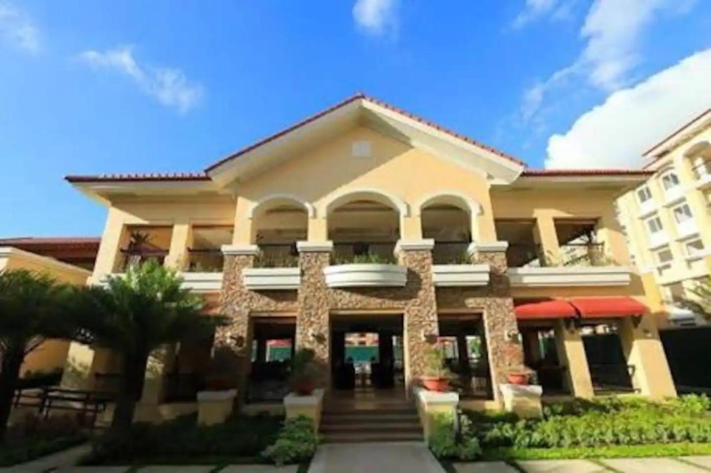 Kara'S Suite Cebu Buitenkant foto